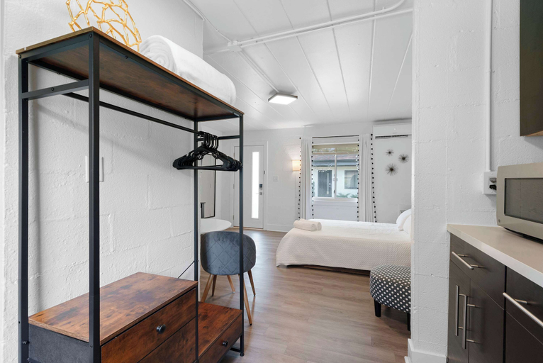 Bedroom 3, Chic City Retreat 93B, Franklin
