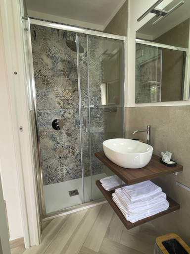 Bathroom 5, B&B Dimora Mediterranea, Olbia-Tempio