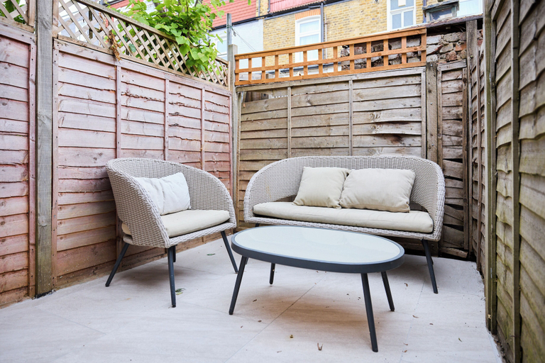 Others 5, The Earlsfield Flat, London