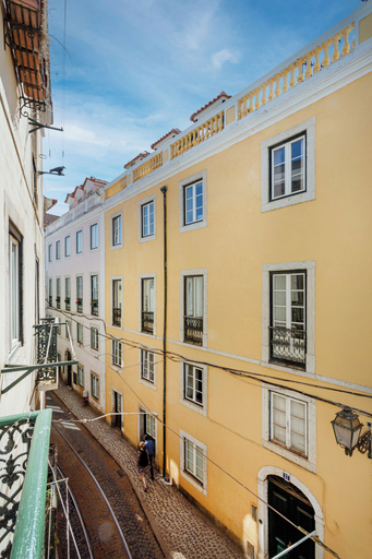 Exterior & Views 2, Curva do 28 Alfama, Lisbon