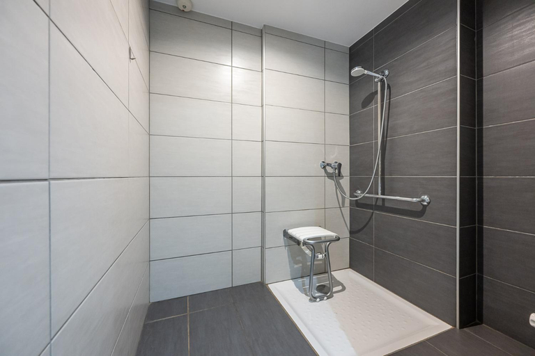 Bathroom 3, Hotel et Camping O2 Orcieres Outdoor Area, Hautes-Alpes