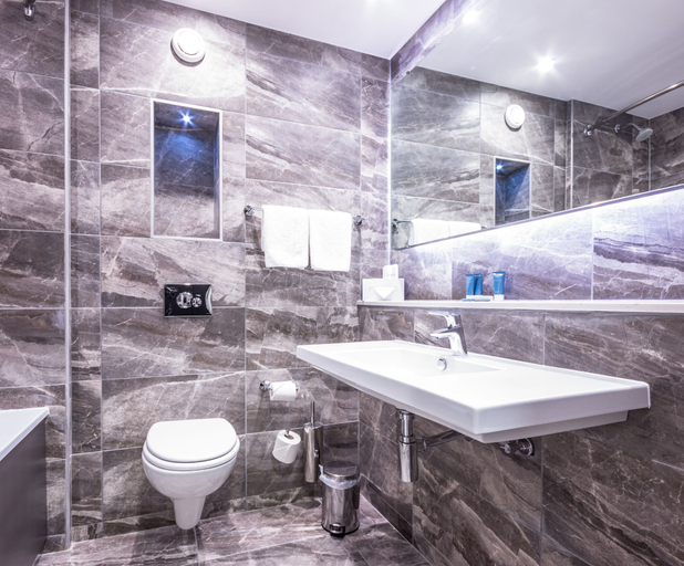 Bathroom 4, Talbot Hotel Stillorgan, Dublin