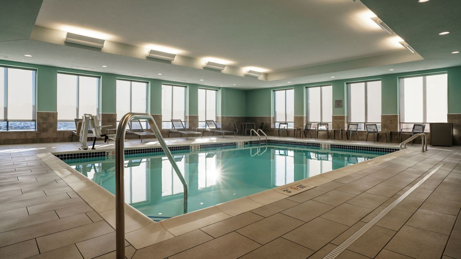 Sport & Beauty, Courtyard by Marriott Huntsville-Madison, Madison