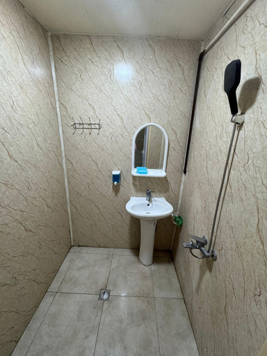 Bathroom 5, Gulf Hostel, Baku