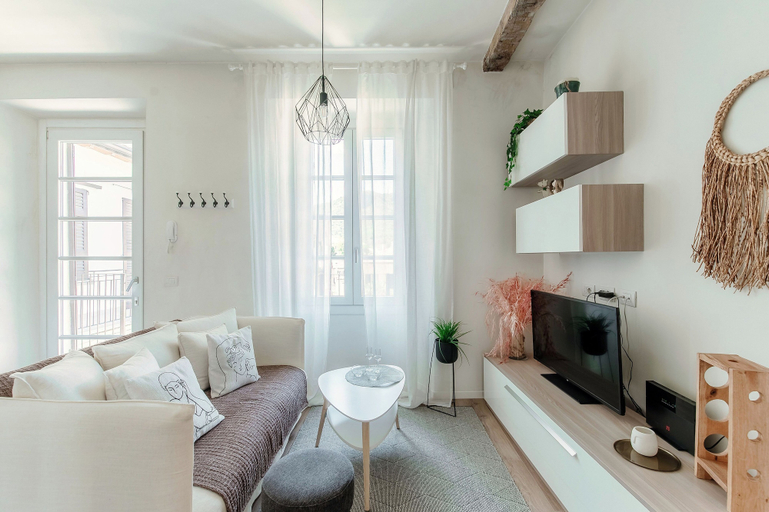 Living area 5, Nest & Rest, Como