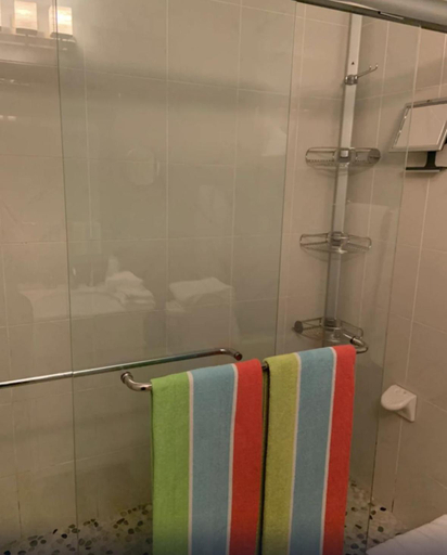 Bathroom 3, Ballard's Beach Resort, Washington