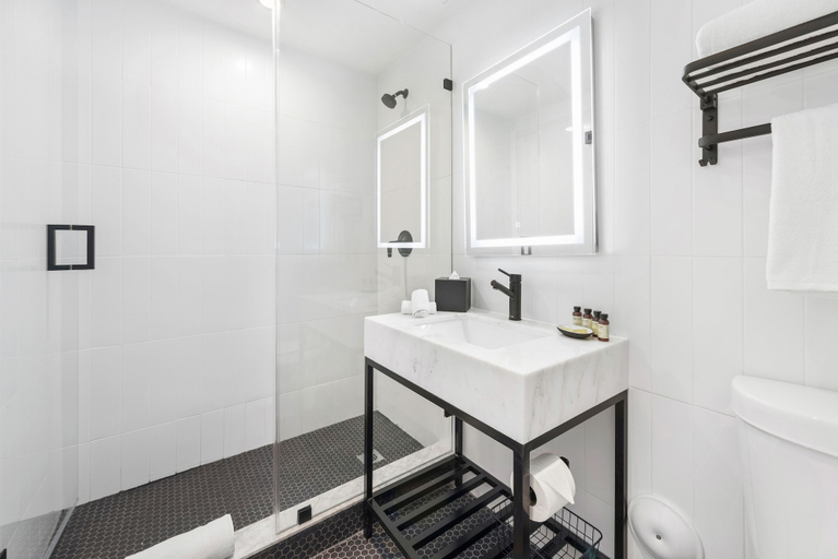 Bathroom 5, UPSUN HOTEL, Miami-Dade