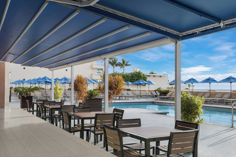 Food & Drinks 5, Marriott's BeachPlace Towers, Broward