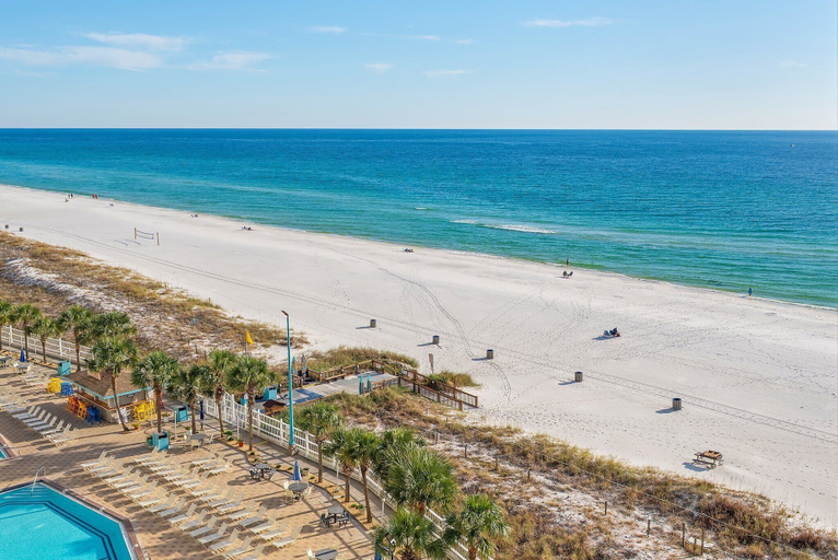 Others 4, Beach Bliss Beachfront Living!, Bay