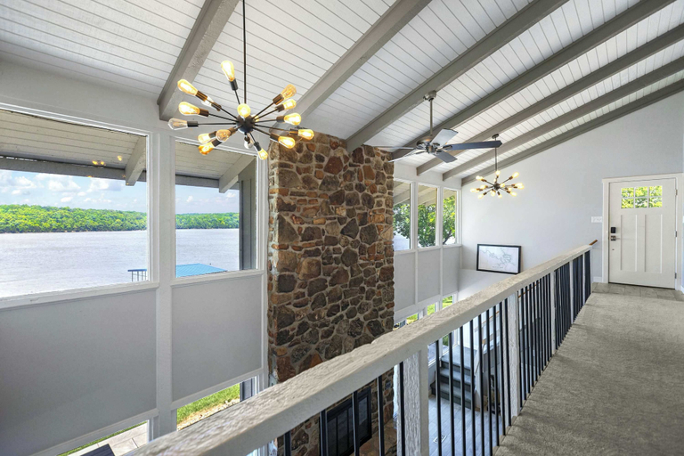Others 5, For the View Lakeside Launchpad! Great Location, Morgan