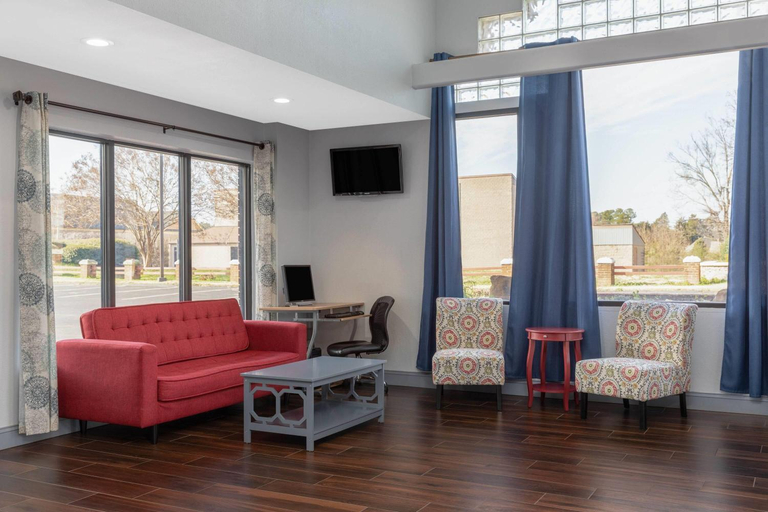 Public Area, Microtel Inn by Wyndham Cornelius/Lake Norman, Mecklenburg