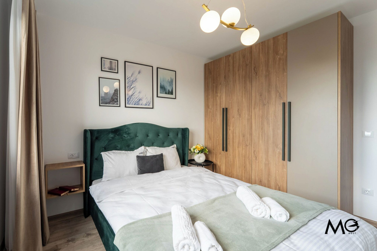 Room 2, MoHost Noblesse - Urban Style & Comfort, Brasov