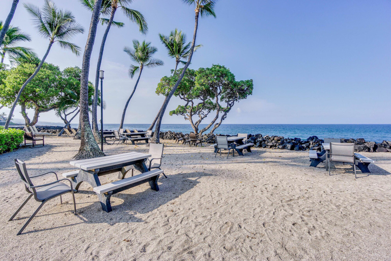 Others 4, Kona Isle Oceanfront Condo w/ A/c!, Hawaii