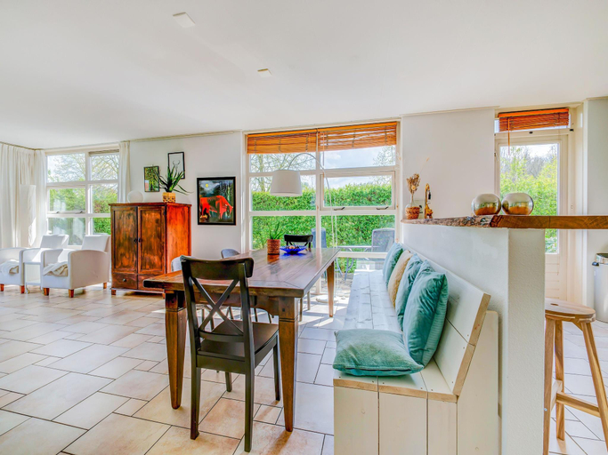 1, Lovely holiday home in Zeewolde with a swimming pool, Zeewolde