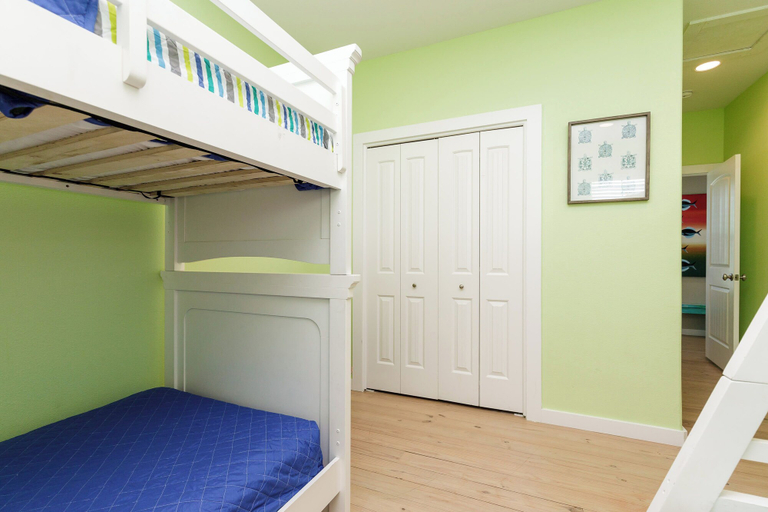 Bedroom 2, Pet Friendly Shared Pool Sleeps 14, Nueces