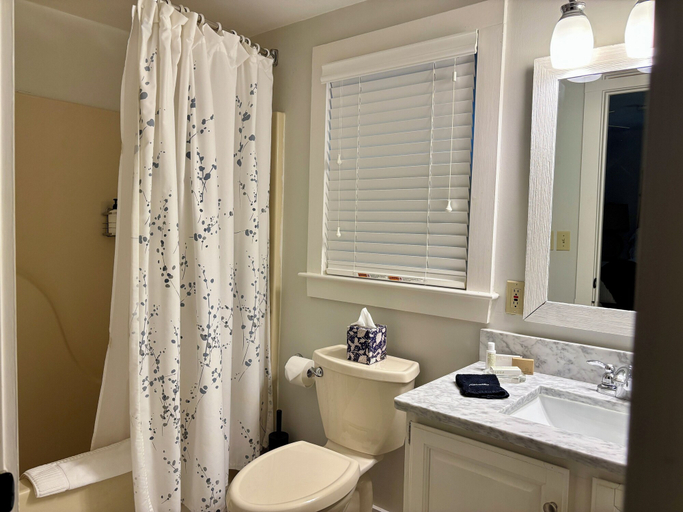 Bathroom 3, Sea Meadow Inn, Barnstable