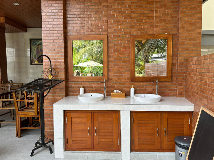 Bathroom 5, Brata Cottage Ubud, Gianyar
