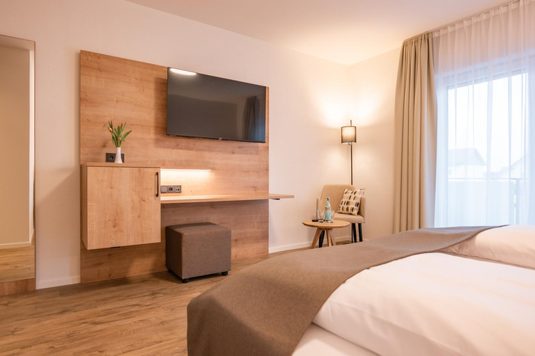 Bedroom 2, Hotel Gasthof Sonnenhang, Eichstätt