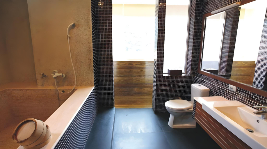 Bathroom 3, Spring Spa Hotel, New Taipei City