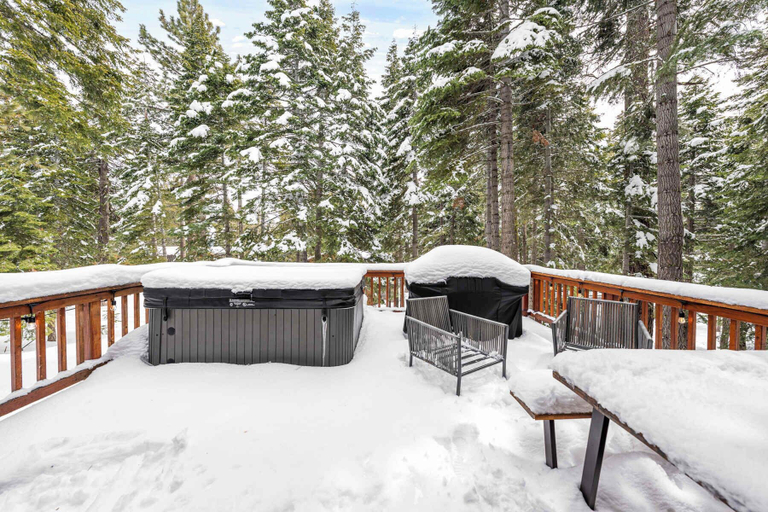 Others 5, Tahoe City Retreat For 8!, Placer