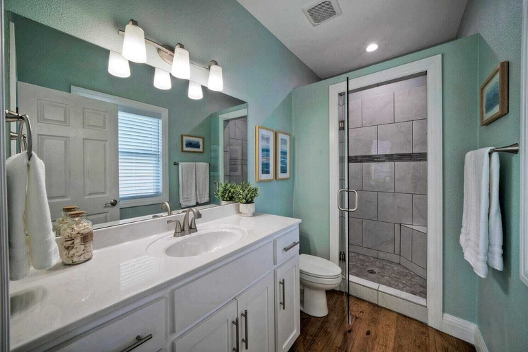 Bathroom 4, Moxy's Beach House by Avantstay Pool + Views, Nueces
