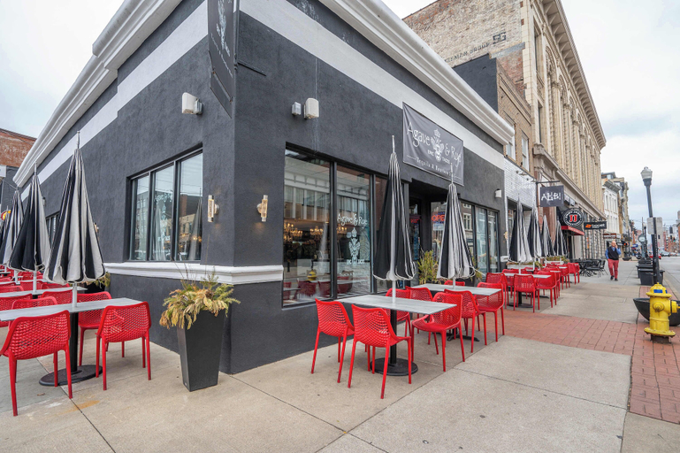 Exterior & Views 2, The Heart of Madison Suites, Kenton