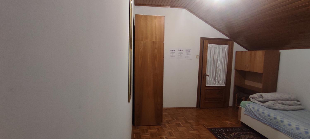 4, Adam room 5, Środa Śląska