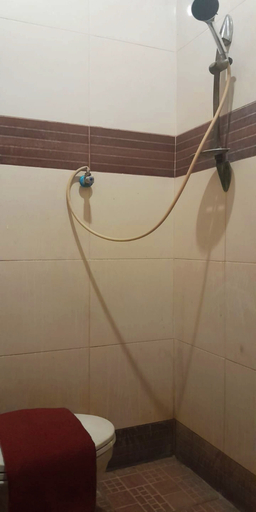 Bathroom 3, SAHABAT Hotel Tangerang By Reccoma, Tangerang