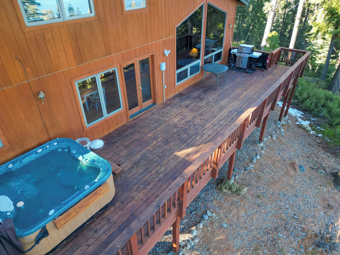 Sport & Beauty, Lakeview Hideaway 3bdr for 8 w/ Private Hot Tub!, Placer