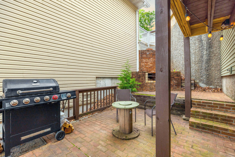 Others 5, Dockside Dream w/ Kayak & Dock, Morgan