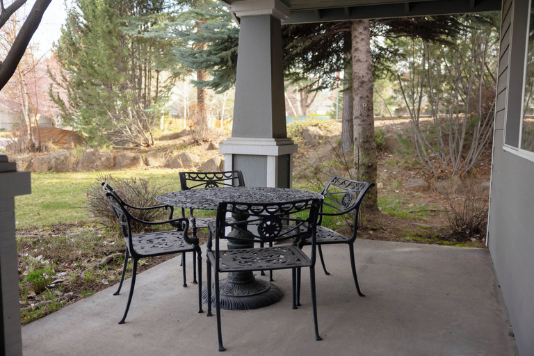 Others 5, Rock Bluff Retreat - Home for 6!, Deschutes