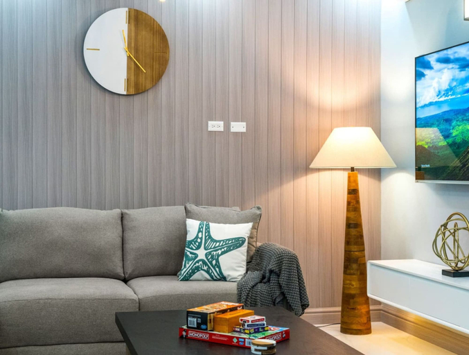 Room 2, Coastal Escape in Riviera Tower Isle Beach Nearby