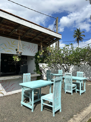 Food & Drinks, Gypsea' Madiha, Matara Four Gravets