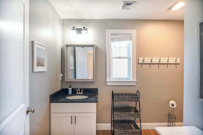 Bathroom 4, Maritime Meadows Charming Resort-style Home!, York