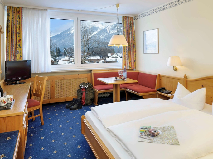 Bedroom 4, Sunday Hotel Garmisch Partenkirchen, Garmisch-Partenkirchen