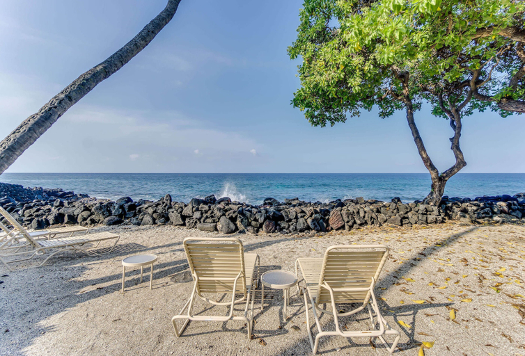 Others 5, Kona Isle Oceanfront Condo w/ A/c!, Hawaii