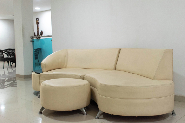 Living area 3, Hotel Aguamarina, Santa Marta (Dist. Esp.)