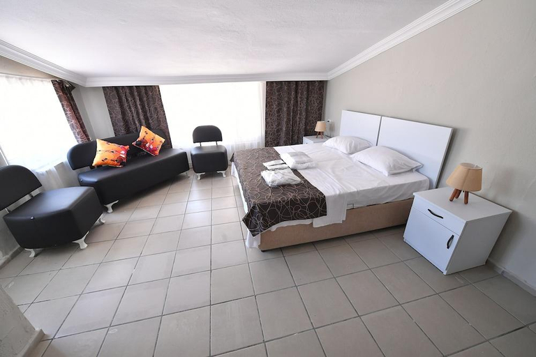 Bedroom 3, Nilhan Otel, Burhaniye