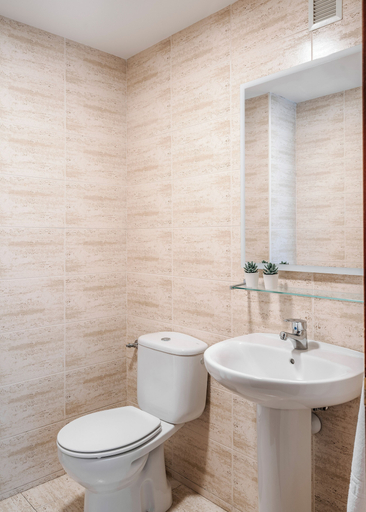 Bathroom 4, Apartamentos Alday, Cantabria