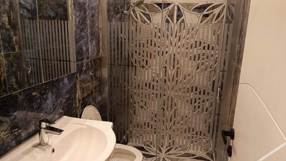 Bathroom 4, Tanrise City House, Fethiye