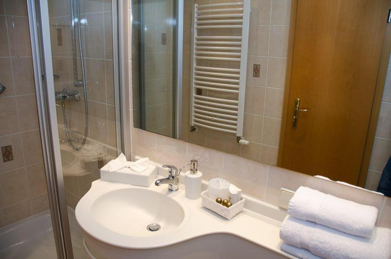 Bathroom 3, Hotel Enztal Garni, Ludwigsburg
