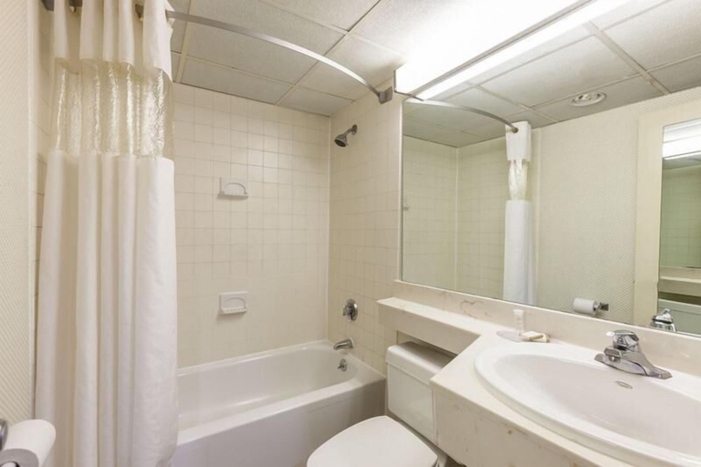 Bathroom 4, Motel 6 Lawrenceville, Mercer