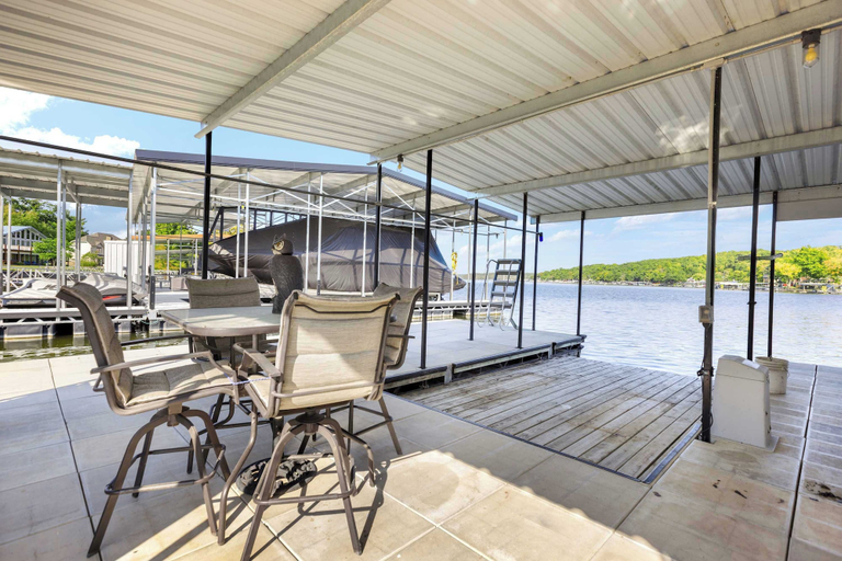 Food & Drinks, Gentle Slopes Retreat Fit For 12!, Morgan