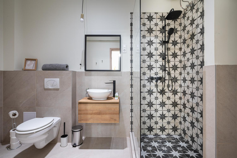 Shower 2, Brody 46 Boutique Rooms, Budapesti