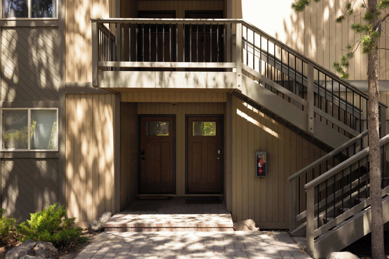 Exterior & Views 2, Ponderosa Vista Resort Condo!, Deschutes