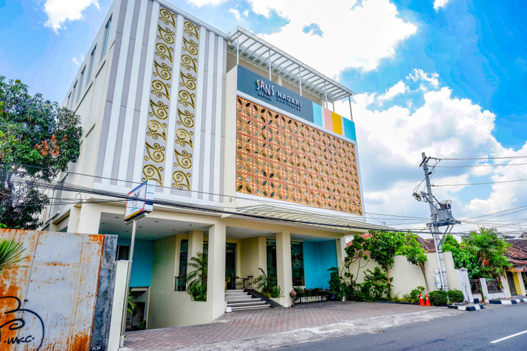 Exterior & Views 2, Sans Hotel Nagari Malioboro, Yogyakarta
