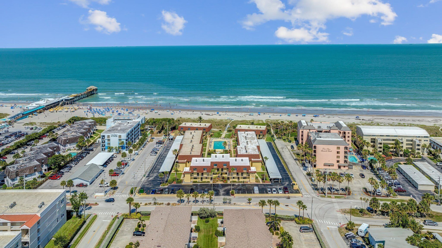 Exterior & Views 2, Sea Turtle Cove at Cocoa Beach, Brevard