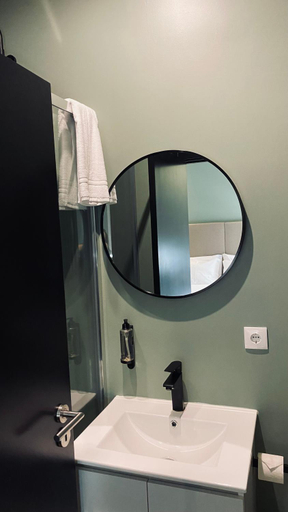 Bathroom 3, Albufeira Lounge Hotel, Albufeira