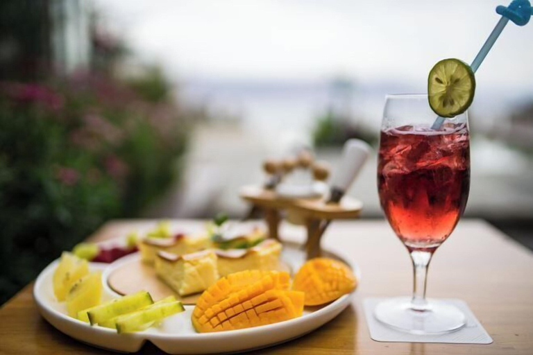 Food & Drinks 5, Ruiting Liuju Country House, Dali Bai