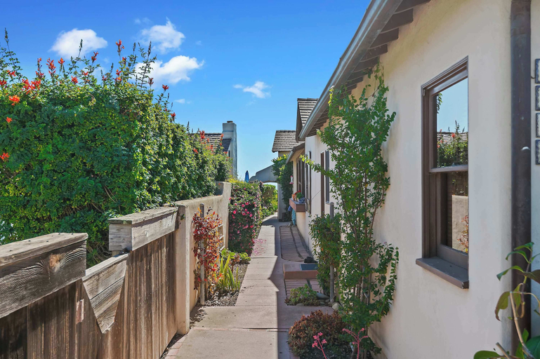 Others 5, Garden Cottage - Miramar Beach With Shared Deck, Santa Barbara
